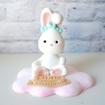 cake topper personalizzato in fimo fatto a mano artigianale, coniglio coniglietta kawaii animali, primo compleanno - nascita - battesimo statuina torta