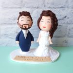 cake topper originale elegante personalizzato in fimo fatto a mano artigianale - idee matrimonio a tema, nozze - sposi sposo sposa - statuine torta