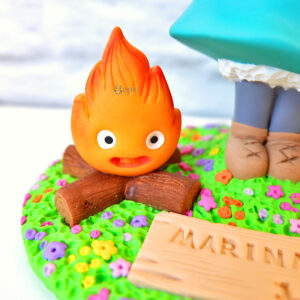 cake topper nuziale originale elegante personalizzato in fimo fatto a mano artigianale - ghibli inspired cartoon kawaii - sposi sposo sposa - matrimonio nozze tema ghibli calcifer castello errante di howl sophie - statuine torta